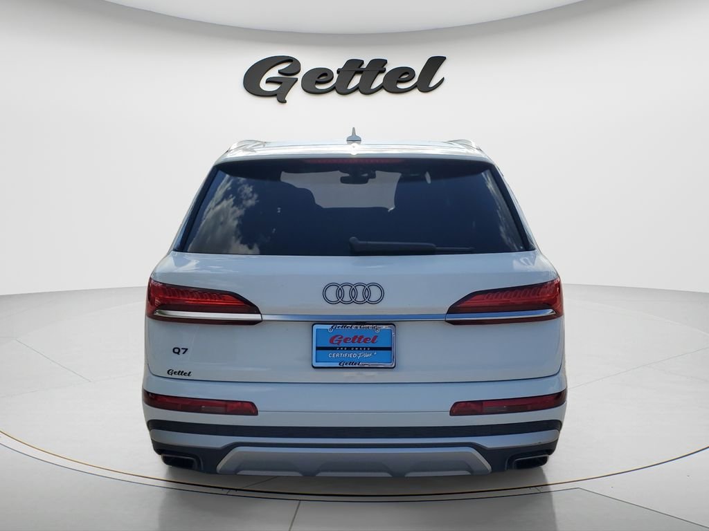 Used 2025  Audi 55 Premium Plus image 5