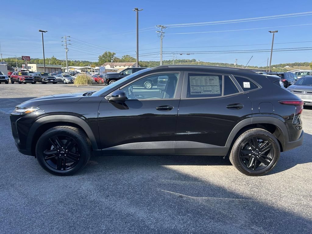 New 2026 Mosaic Black Metallic Chevrolet ACTIV image 6