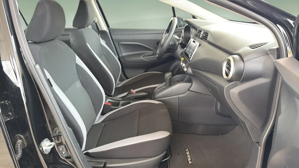 Certified Used 2025 Super Black Nissan 1.6 S image 11