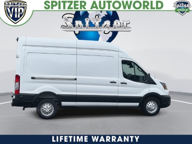 New 2026 Oxford White Ford Cargo Van image 10