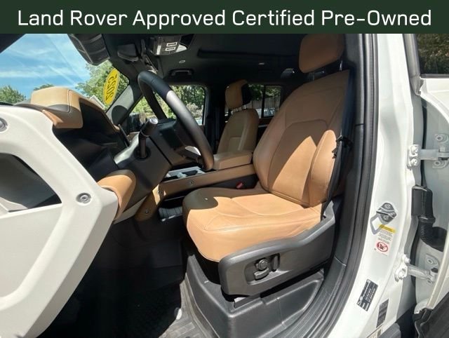 Certified Used 2025 Fuji White Land Rover X-Dynamic SE image 11