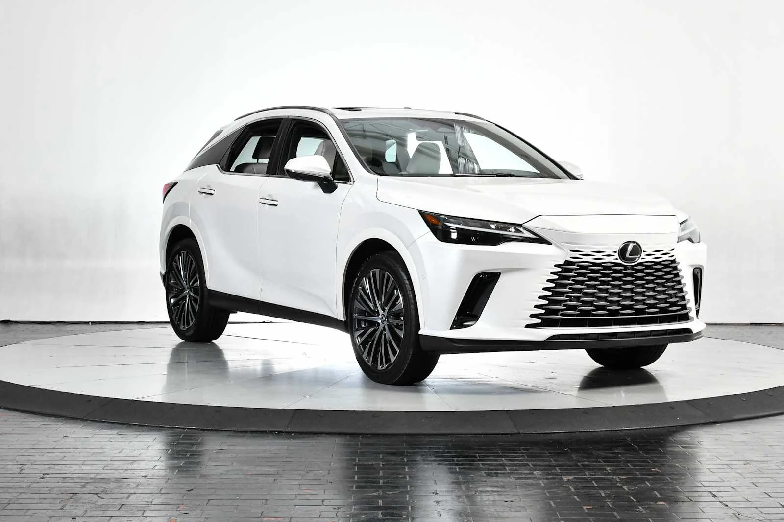 Certified Used 2025 EMINENT WHITE PEARL Lexus Premium Plus image 9