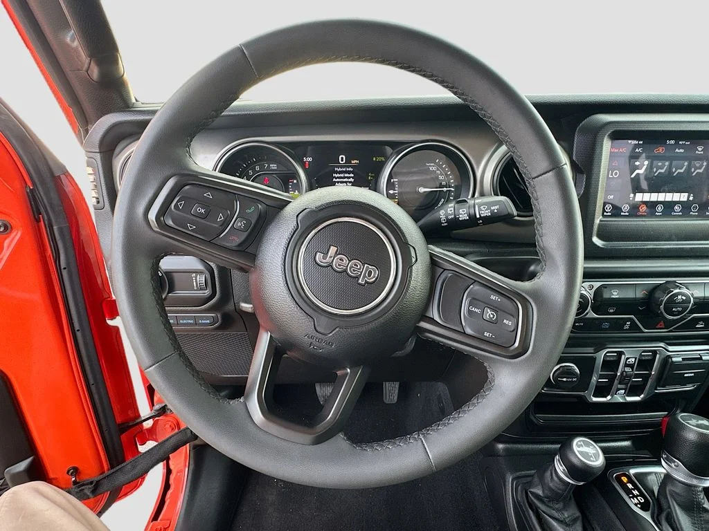 Used 2023  Jeep Willys 4xe image 12