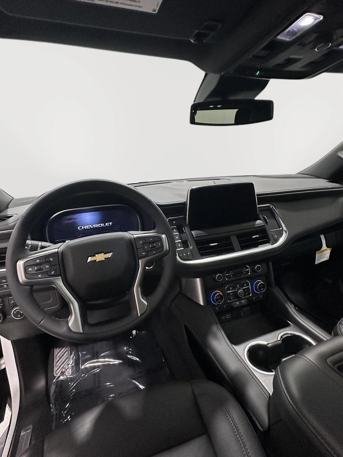 Used 2023 Summit White Chevrolet LT image 9