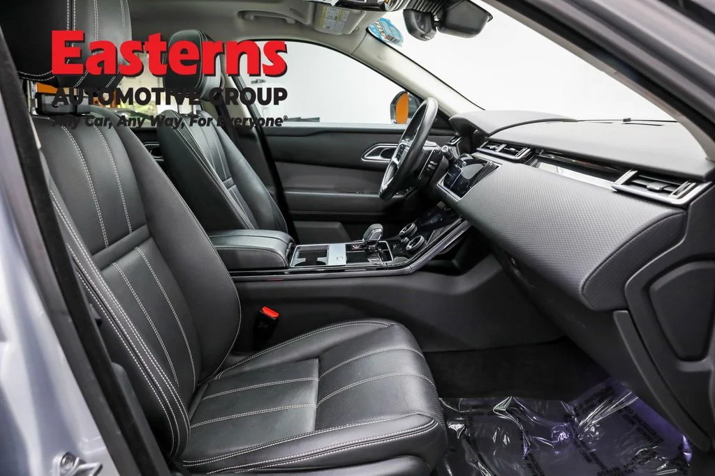 Used 2021 Gray Land Rover S image 23