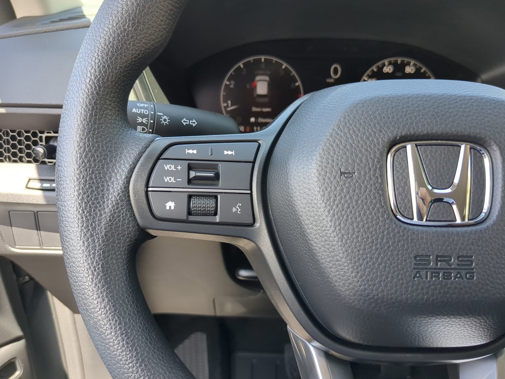 New 2026 Urban Gray Pearl Honda LX image 27