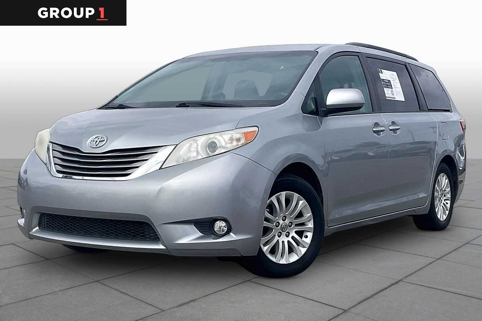 2017 Toyota Sienna XLE Premium