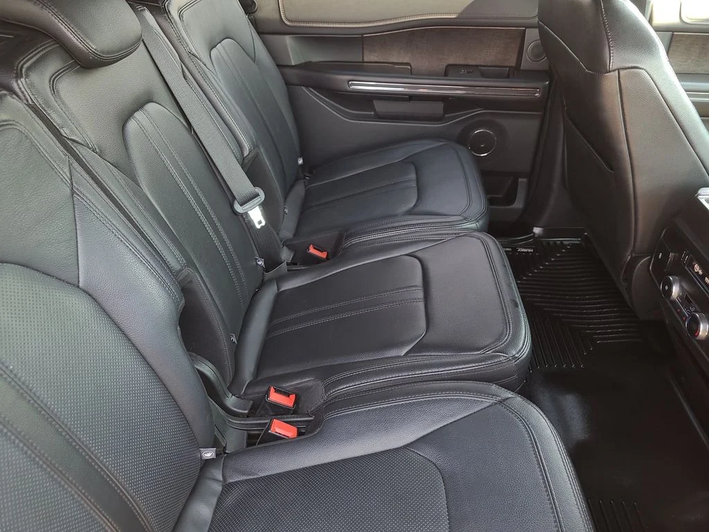 Used 2018 Gray Ford Limited image 13