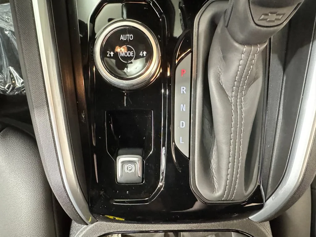 New 2026 Sterling Gray Metallic Chevrolet Trail Boss image 13