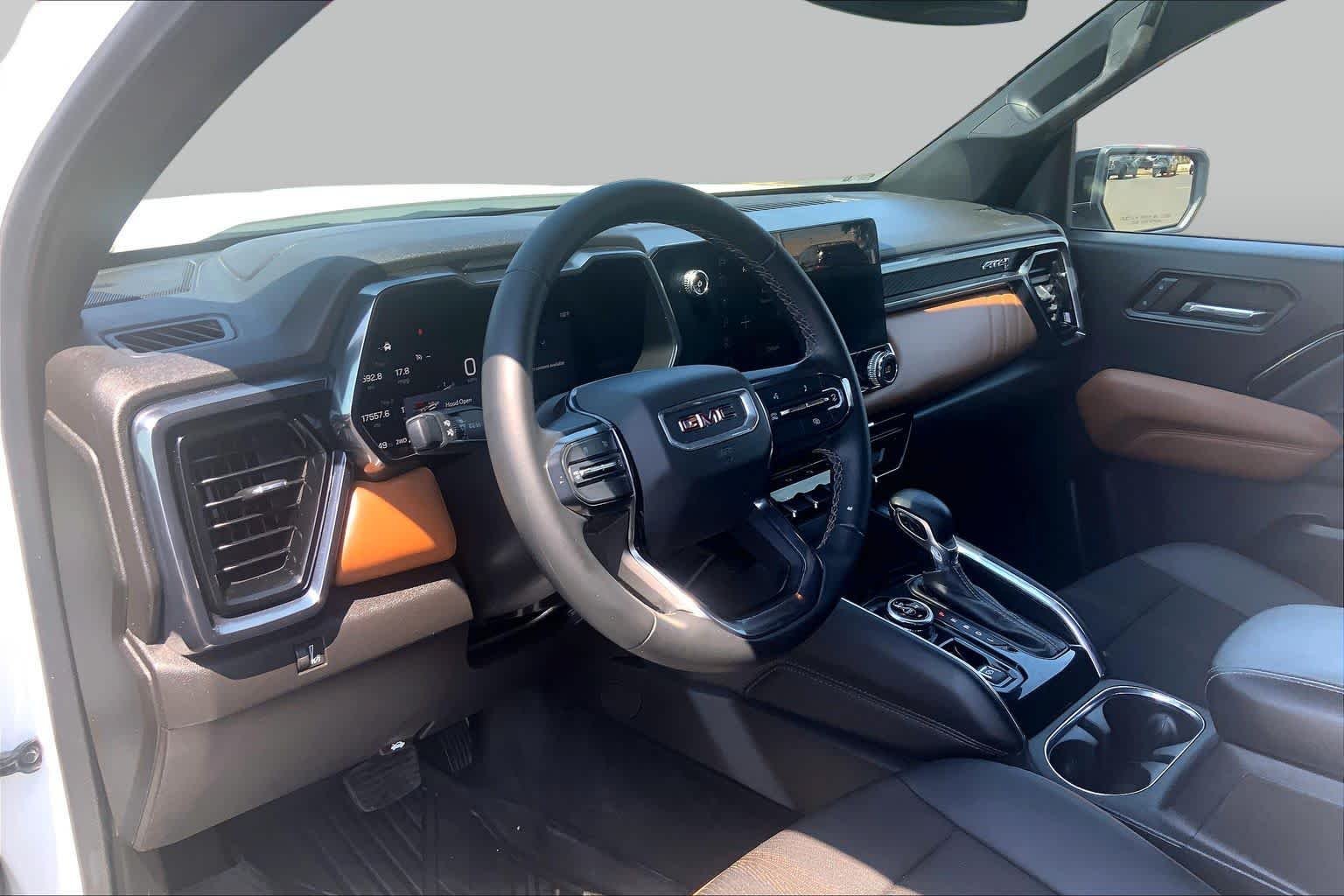 Used 2024 Summit White GMC 4WD AT4 image 36