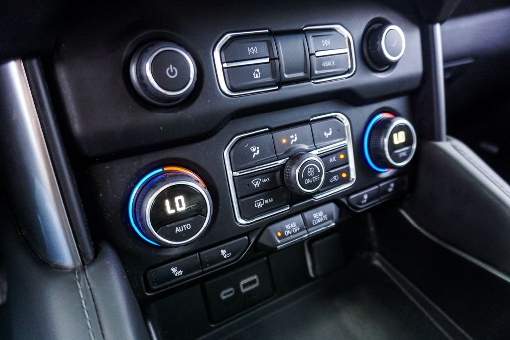 Used 2024 Black Chevrolet Z71 image 21