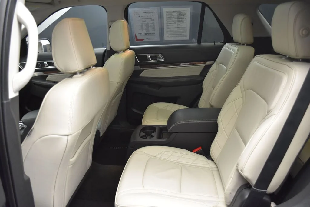 2018 Ford Explorer Platinum - Photo 23