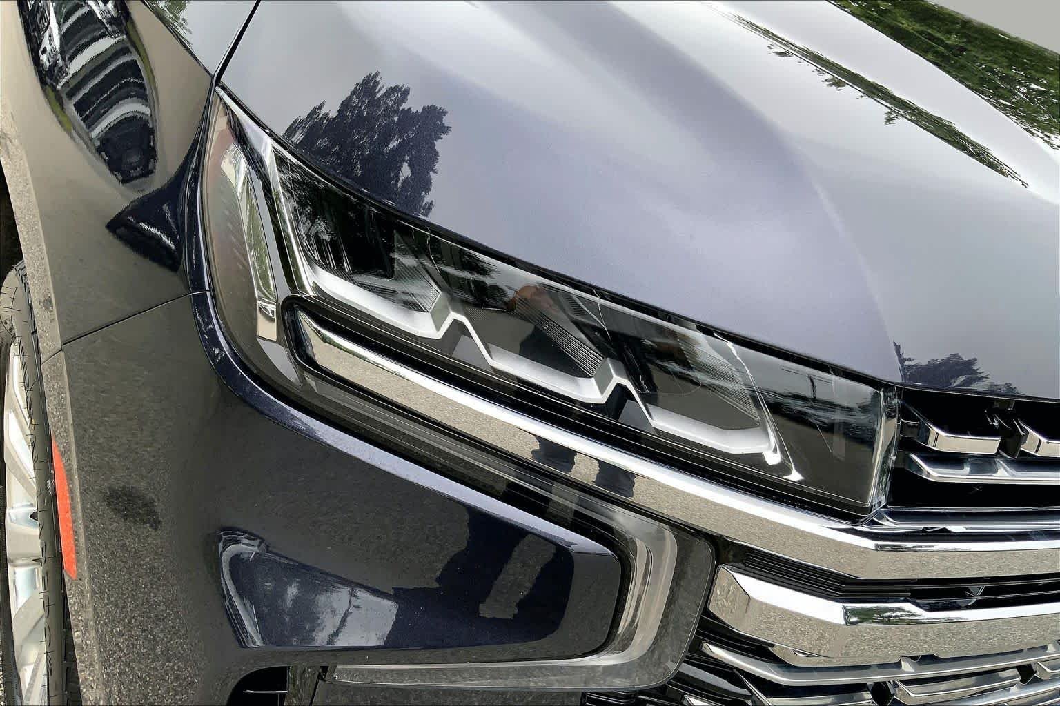 Used 2024 Dark Ash Metallic Chevrolet Premier image 27