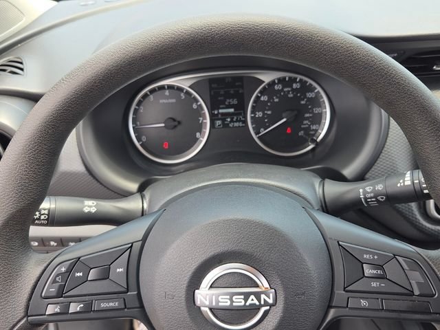 Used 2025 Gray Nissan S image 21