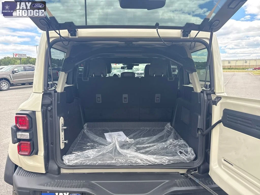 Used 2025 Desert Sand Ford Raptor image 34