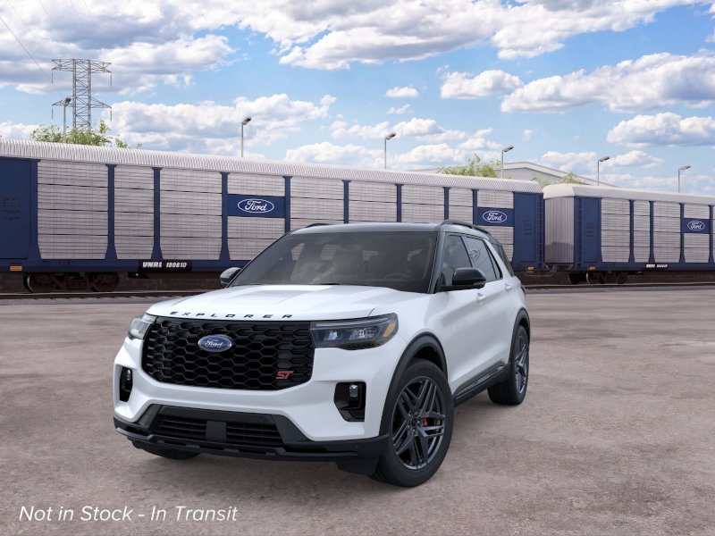 New 2026 Star White Metallic Tri-Coat Ford ST image 2
