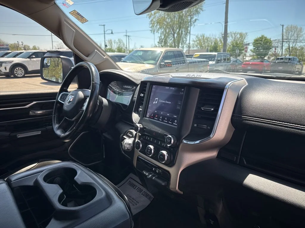 Used 2021 Silver Ram Laramie image 37