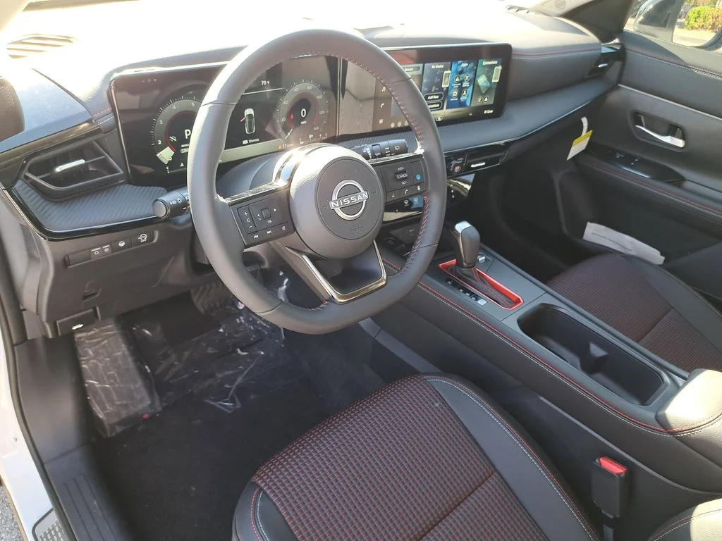 New 2026 White Nissan SR image 18