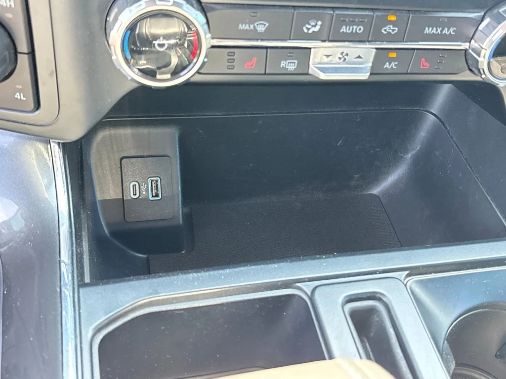 Certified Used 2023 Oxford White Ford XLT image 35