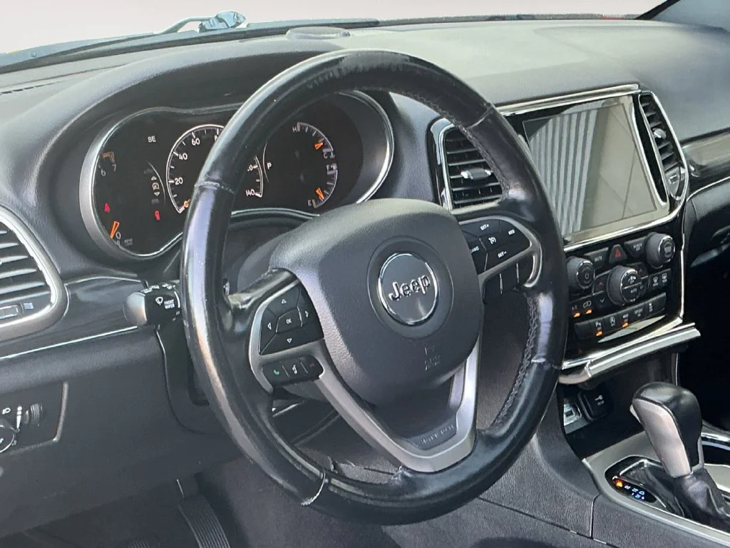 Used 2020 Gray Jeep Limited image 19