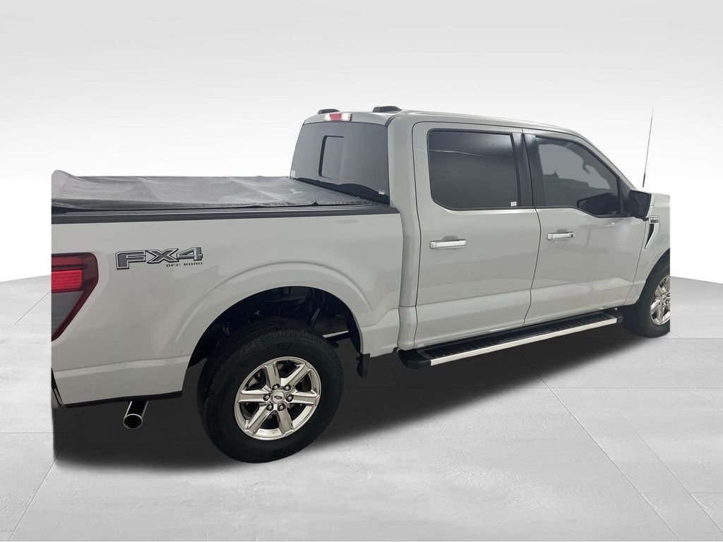 Used 2024 White Ford XLT image 5
