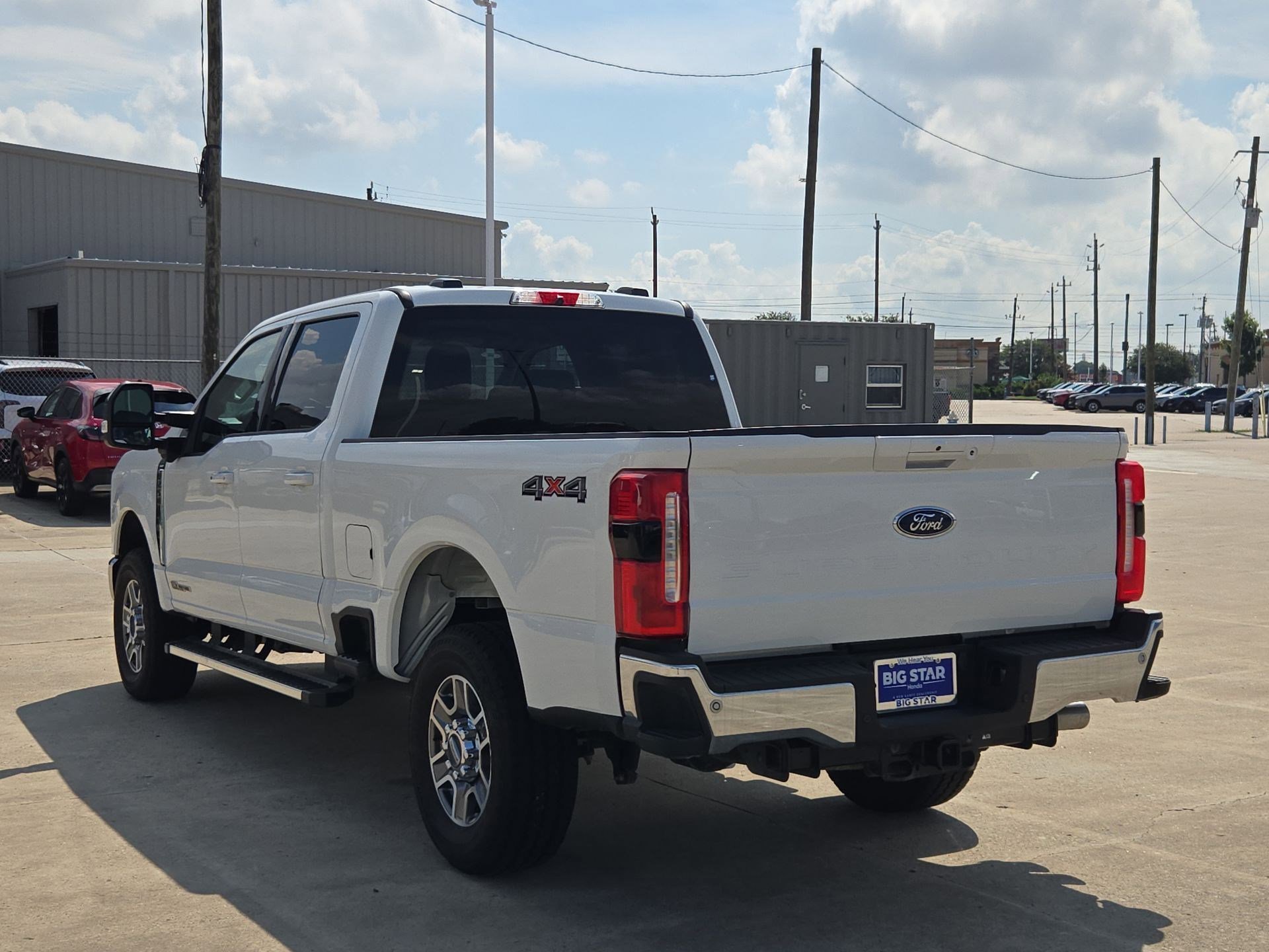 Used 2025 Oxford White Ford LARIAT image 5