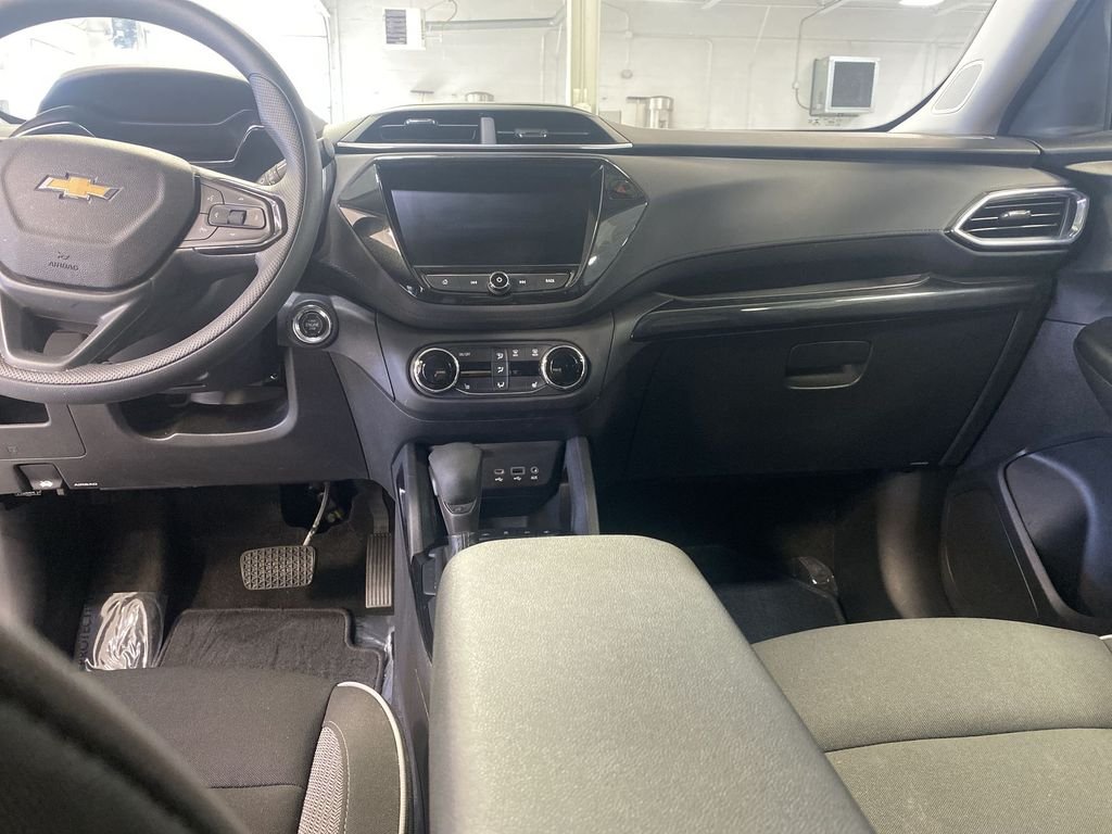 2023 Chevrolet TrailBlazer LT - Photo 21