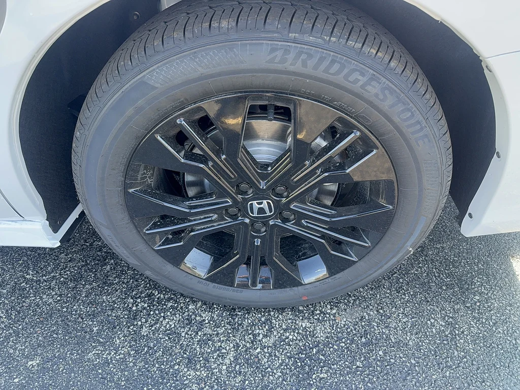 2027 Honda Odyssey Sport-L, photo 9 of 12