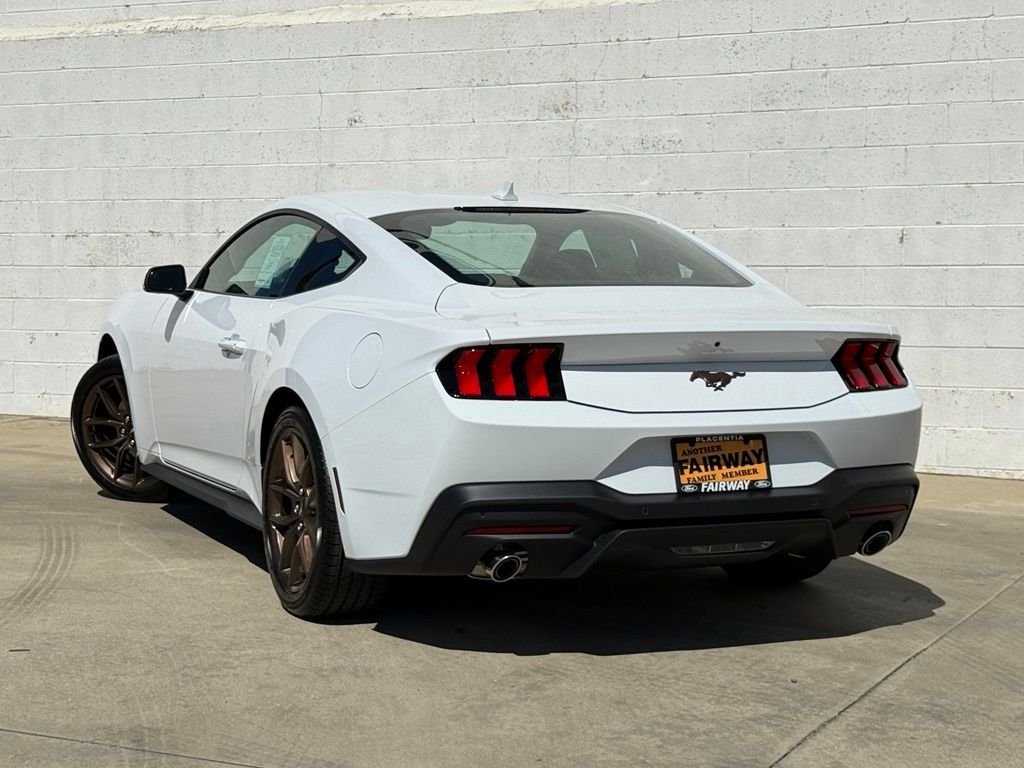New 2026 Oxford White Ford EcoBoost® Fastback image 4