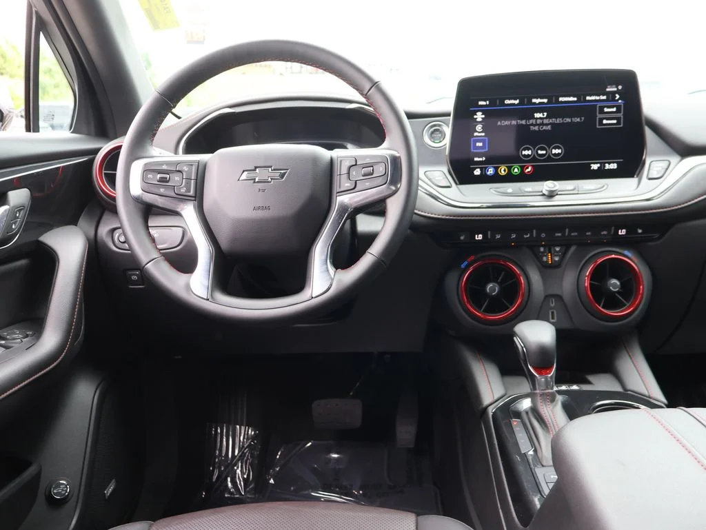 Used 2025 Black Chevrolet RS image 19
