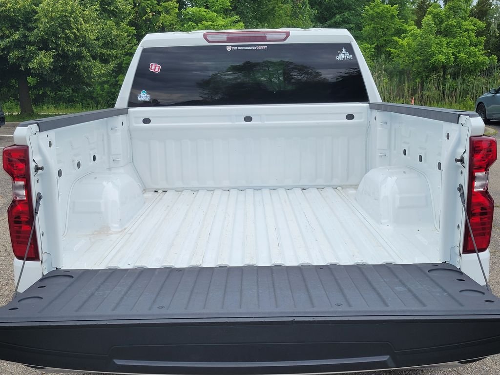 Used 2022 Summit White Chevrolet LT image 9