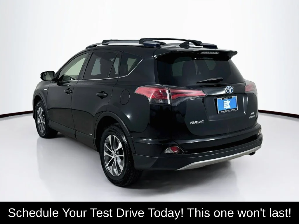 Used 2018 Black Sand Pearl Toyota XLE image 6