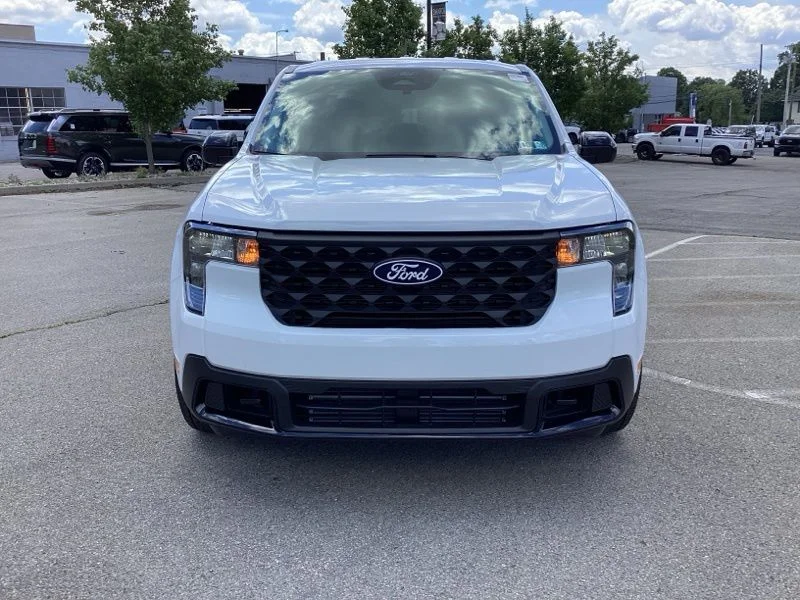 New 2026 White Ford XLT image 2
