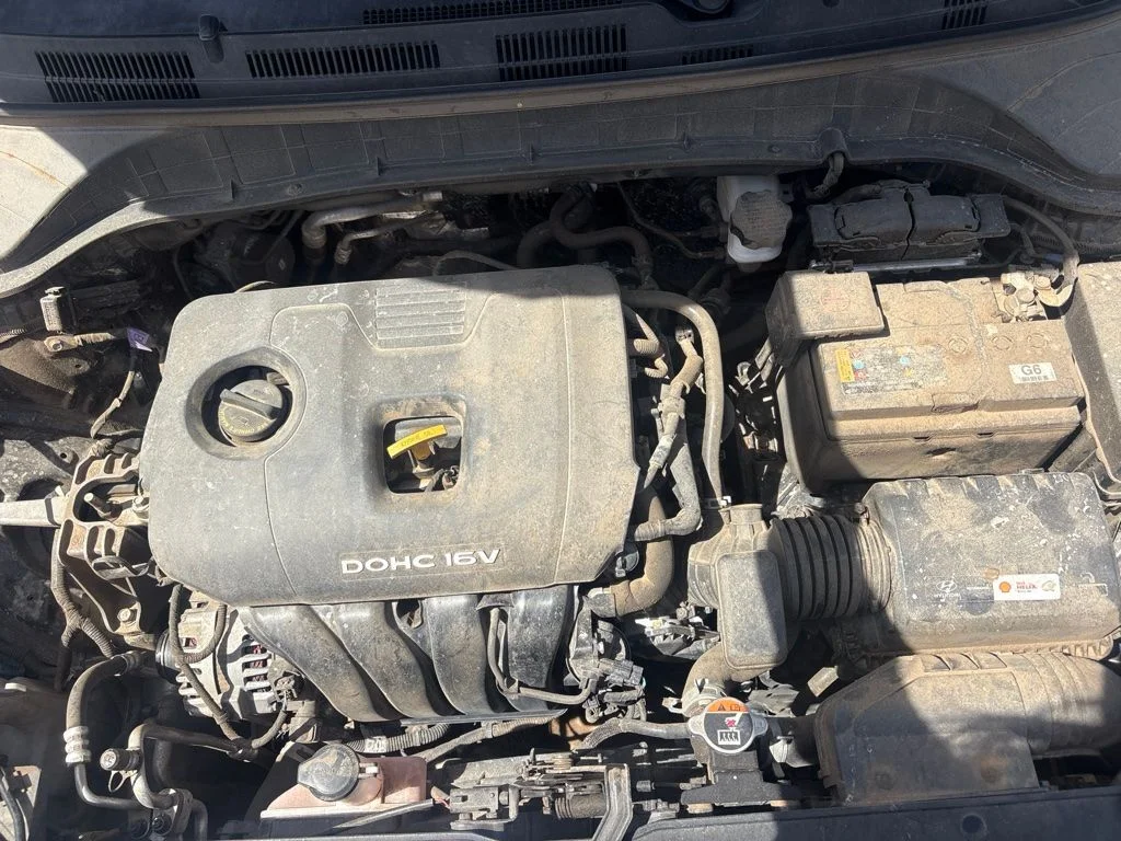 Used 2021 Gray Hyundai SE image 17