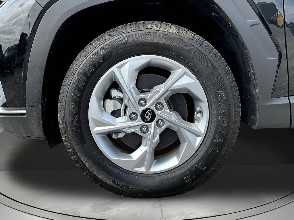 Certified Used 2024 Black Hyundai SEL image 35