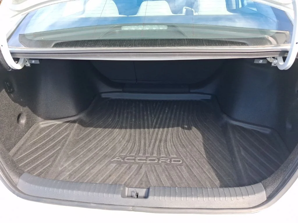 Used 2024  Honda Touring image 12
