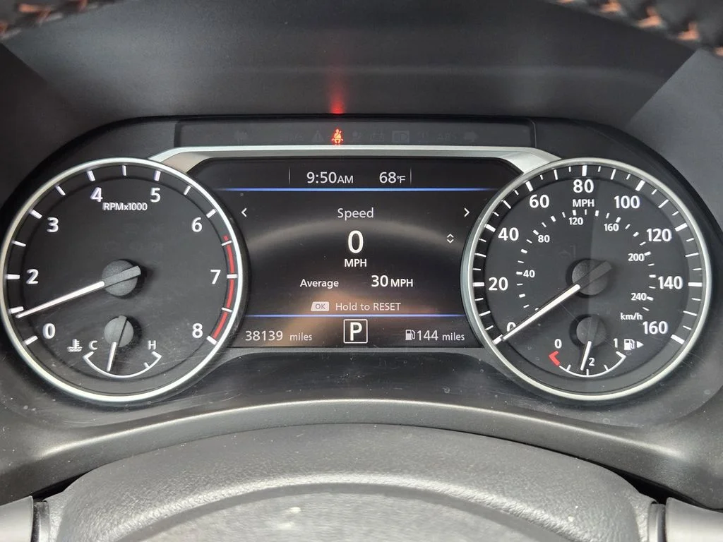 Certified Used 2023 White Nissan SR image 15