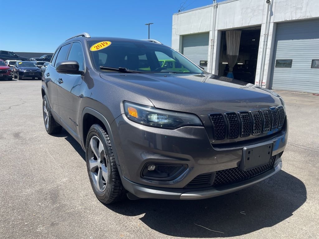 2019 Jeep Cherokee Limited 4X4's photo