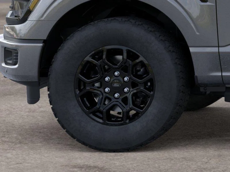 New 2026 Carbonized Gray Metallic Ford XLT image 19