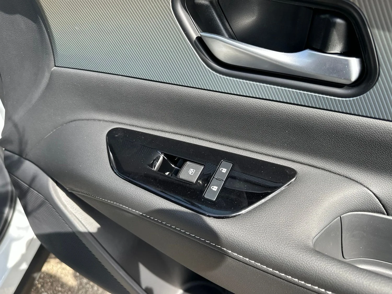 New 2026 Everest White Pearl TriCoat / Super Black Two-tone Nissan Platinum image 35