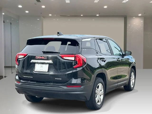 Used 2024 Black GMC SLE image 5