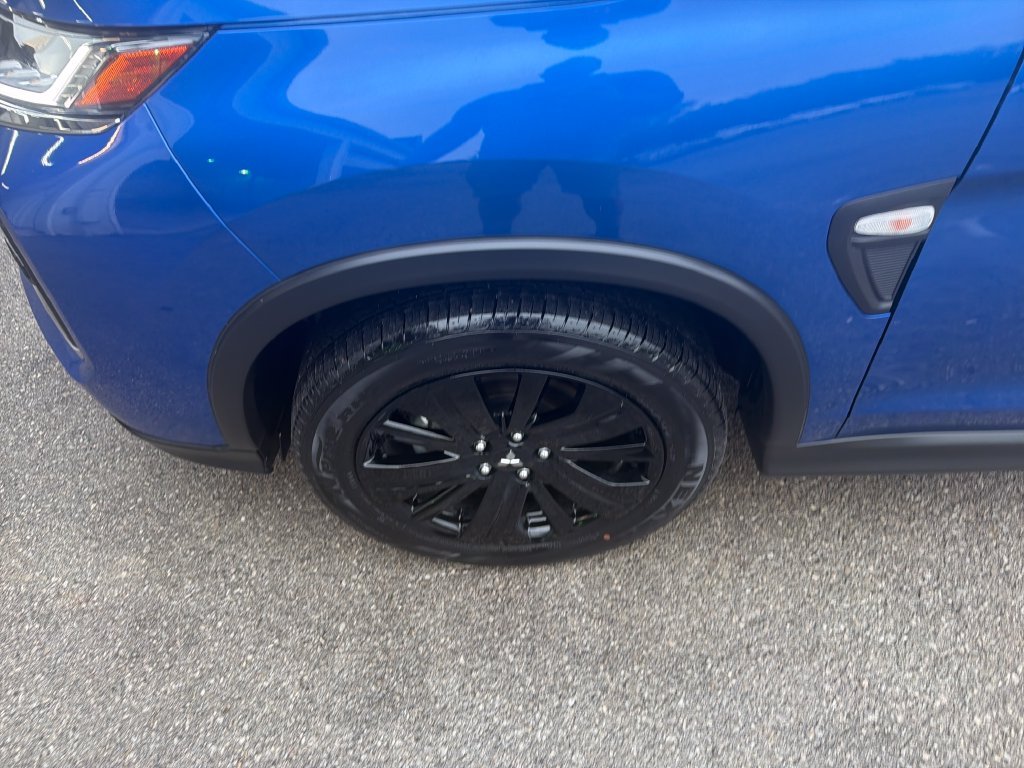 Used 2026 Blue Mitsubishi 2.0 LE image 10