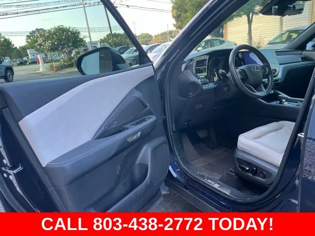 Used 2024 Blue Lexus 350 Luxury image 4