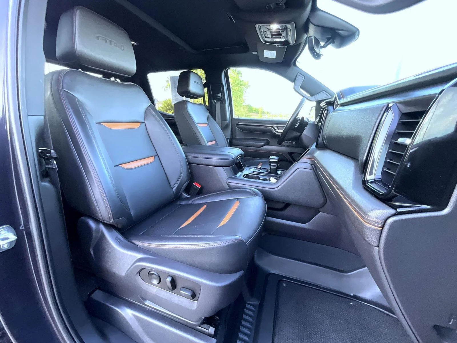 Used 2023 Silver GMC AT4 image 16