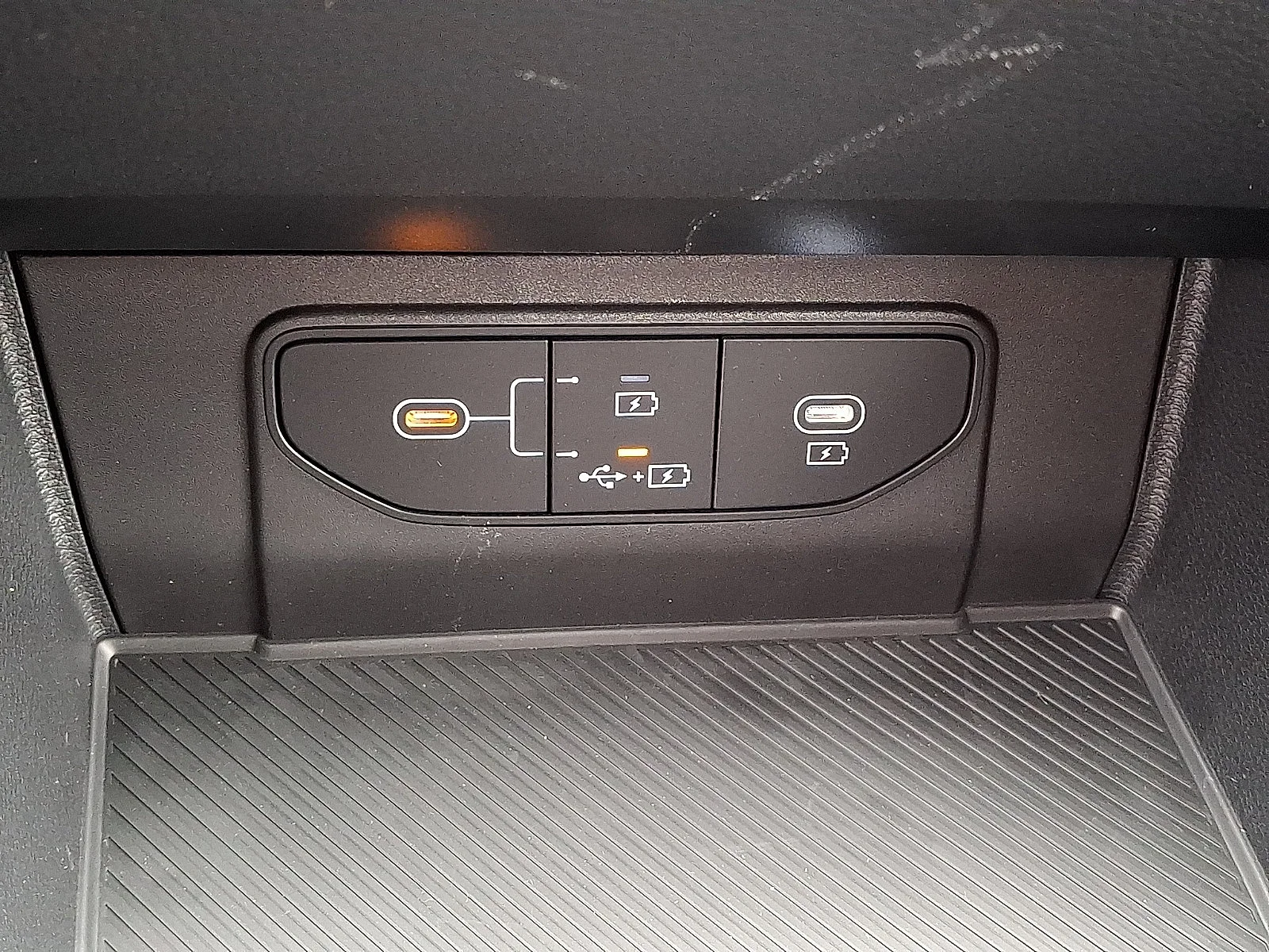 New 2027 White Kia LX image 21