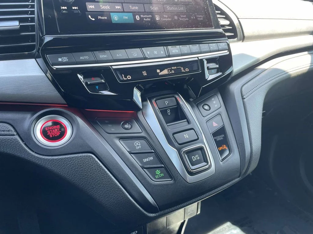 2025 Honda Odyssey Sport L - Photo 39