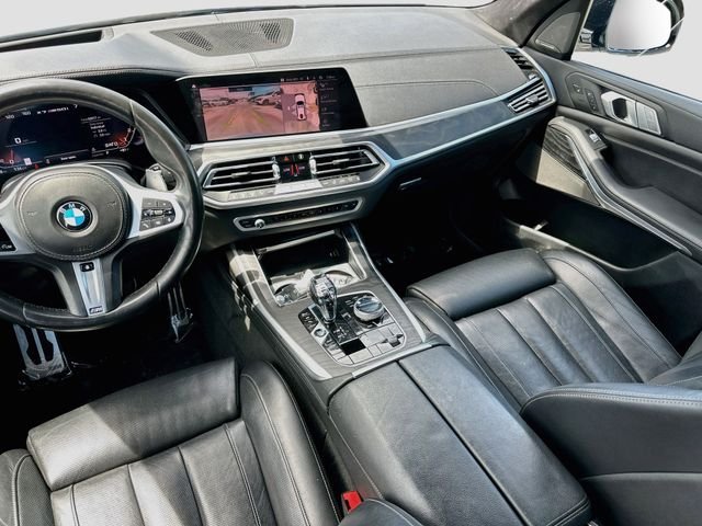 Used 2020 White BMW M50i image 25