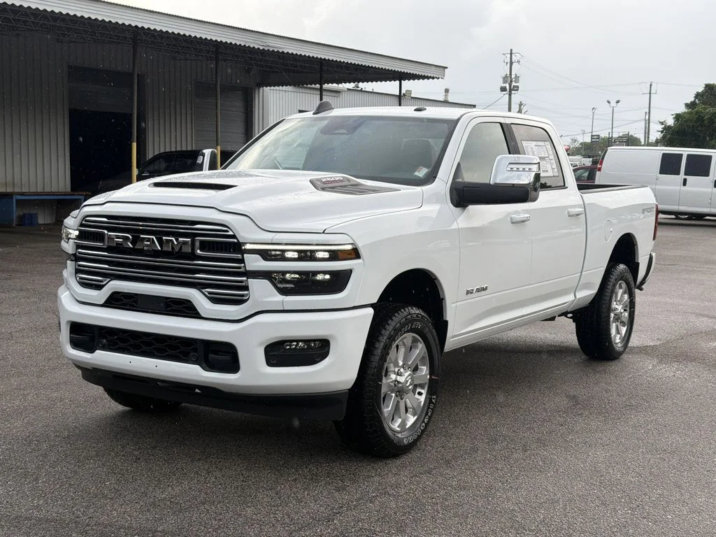 New 2026 Bright White Clear-Coat Exterior Paint RAM Laramie image 7