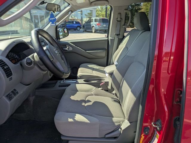 Used 2010 Red Nissan SE image 17