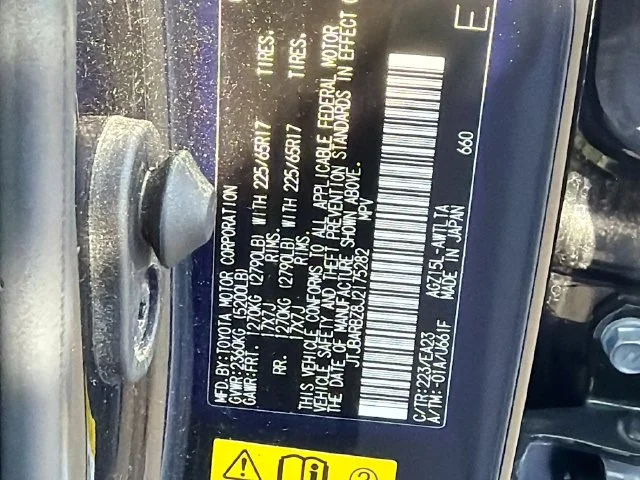 Used 2018  Lexus 300 Base image 28